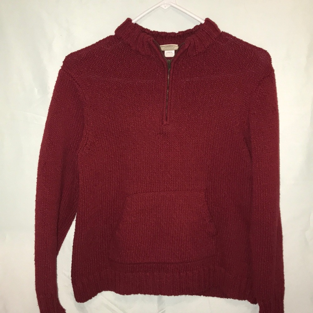 Size L dark red quarter size sweater
